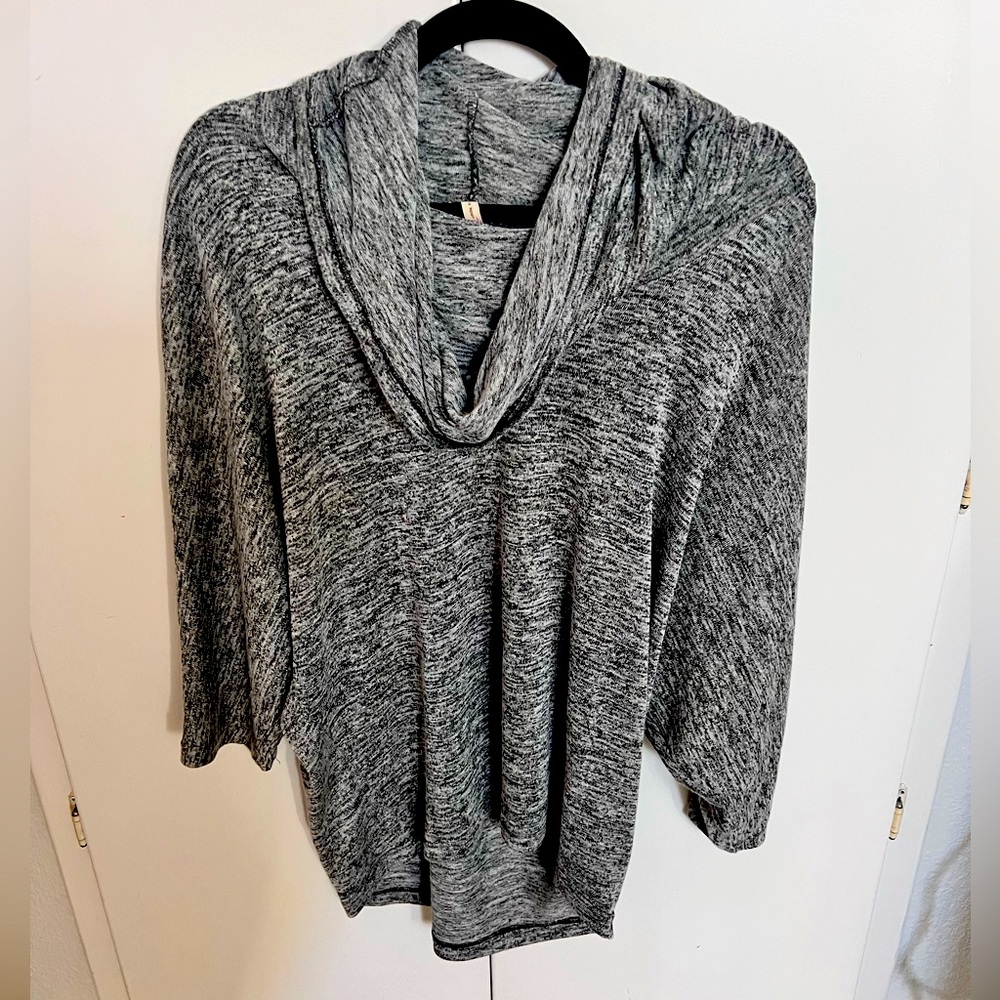 Shor sleeve turtle neck